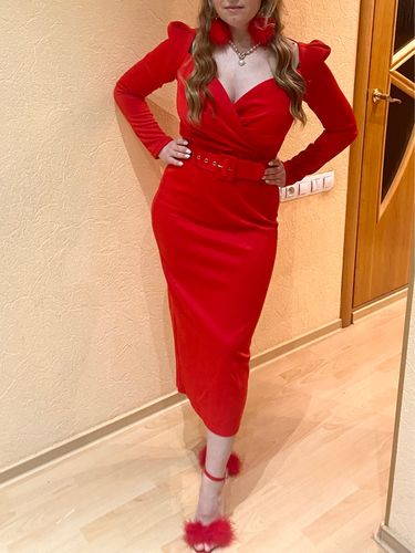 Customer photo review of Evelin Maxi Dress