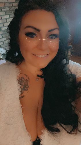 Customer photo review of One Bite Necklace