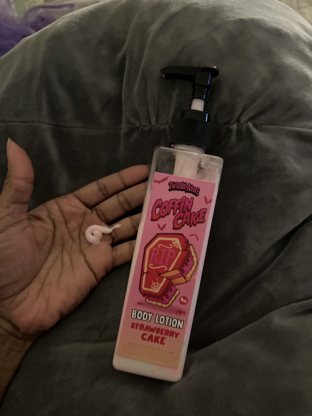Customer photo review of Coffin Cake Body Lotion (Strawberry Cake)