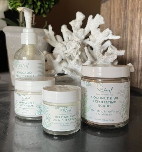 Customer photo review of Kelp Tamanu Oil Night Cream