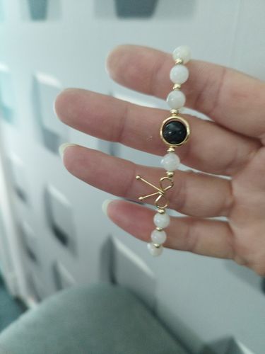Customer photo review of Bracelet Anti-Ménopause en Pierre de Lune | Or fin