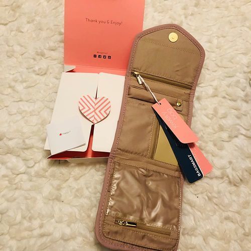 Customer photo review of Peri Folding Jewelry Organizer