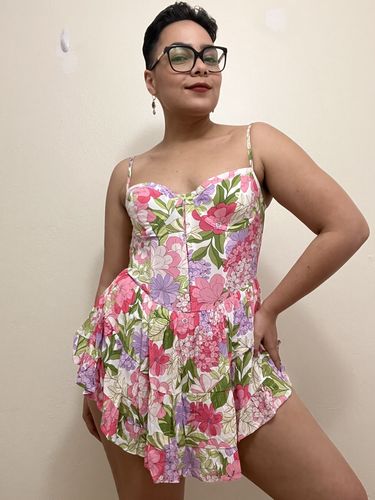 Customer photo review of Saturn Mini Dress (FLORAL)