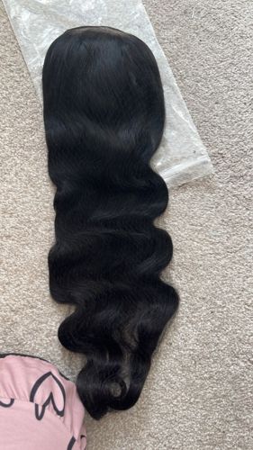 Customer photo review of New Launch Wear & Go Natural Black 5x5 Lace Closure Body Wave Pre Plucked Glueless Wig