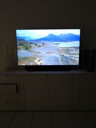 Customer photo review of Soundbar für Fernseher / Schlankes und flaches Design / Kabelgebunden oder Bluetooth / Mit Fernbedienung / Raumfüllender Sound / Schnelle Montage