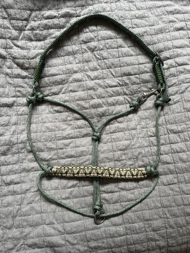 Customer photo review of Mottled Green-Beige halter - 6mm