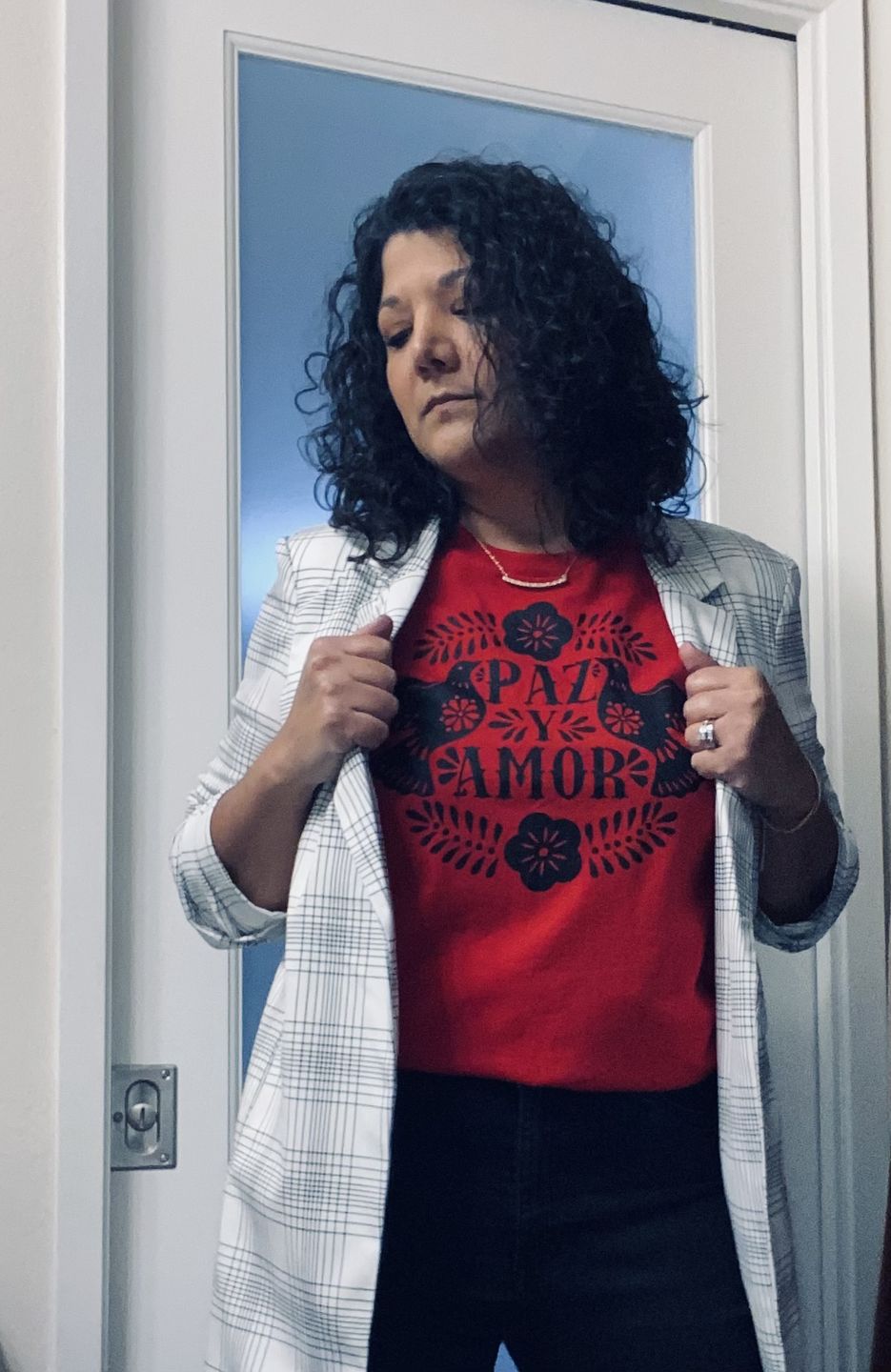 Customer photo review of Unisex Paz y Amor Tee