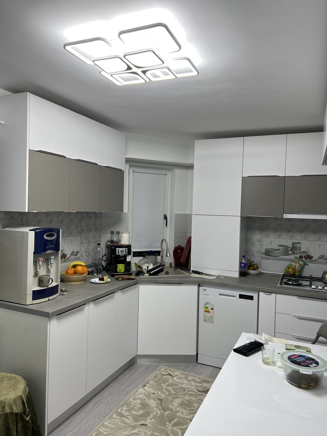 Customer photo review of Lustra LED 4+4 SQUARE GIGANT Echivalent 1000W Telecomanda