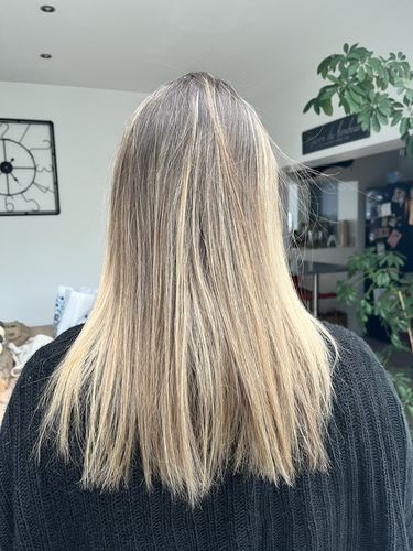 Customer photo review of Notre soin éclaircissant pour des cheveux rayonnants en moins de 5 minutes