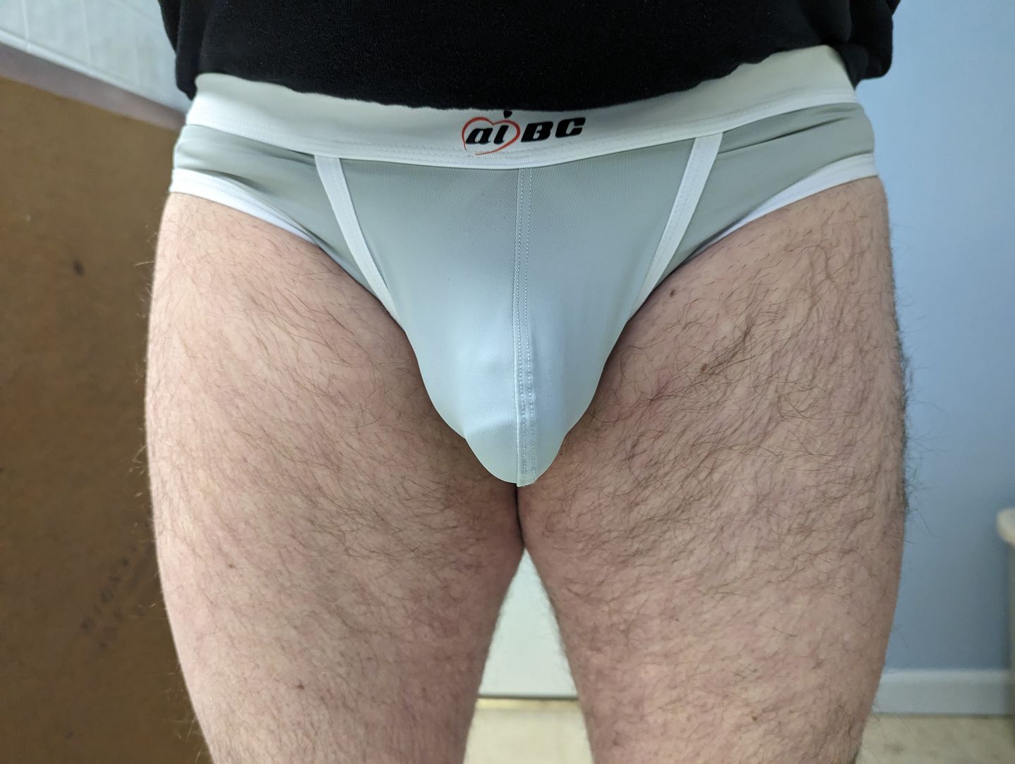 Customer photo review of 3 Pack Men's Separated Ball Pouch Briefs