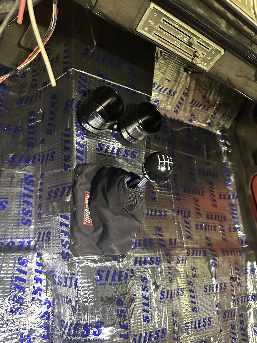 Customer photo review of Motion Stand-Alone Dual Billet Cup Holder 16-142