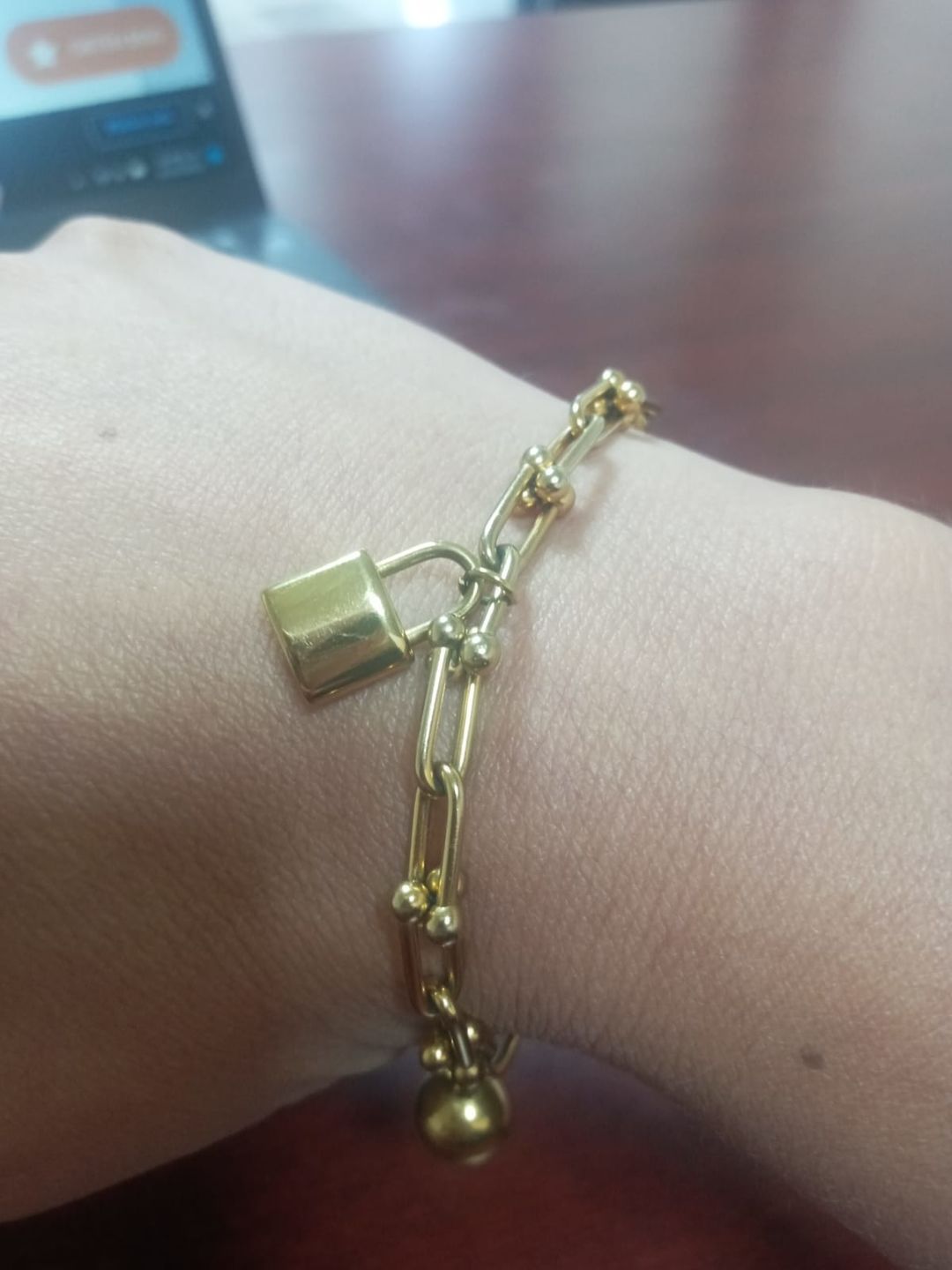 Customer photo review of Pulsera Sabina