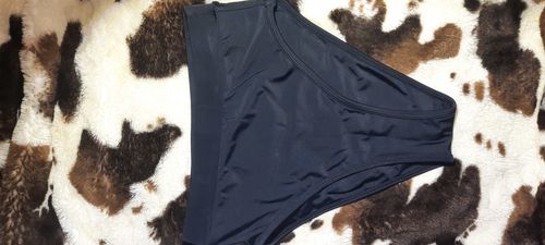 Customer photo review of MOLLY Black Full Coverage High Rise Bikini Bottom
