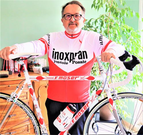Customer photo review of inoxpran Retro Long Sleeves Jersey