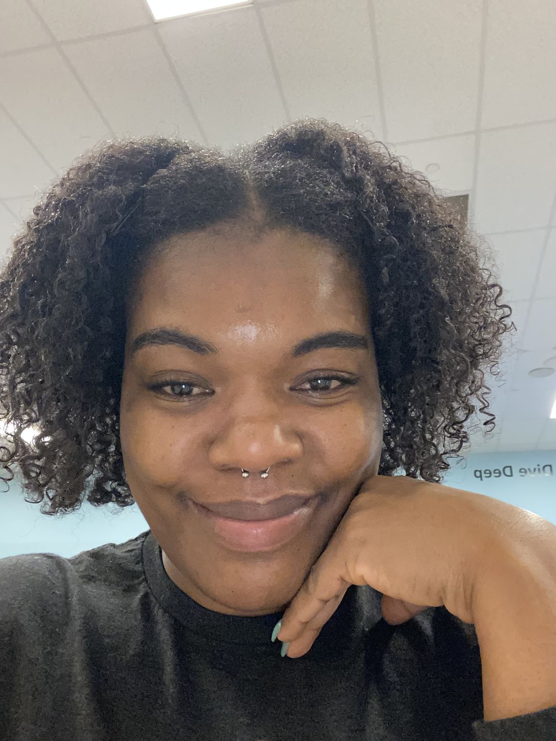 Customer photo review of Hibiscus and Chebe Moisturizing Styler