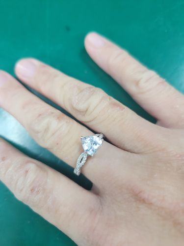 Customer photo review of TIARA