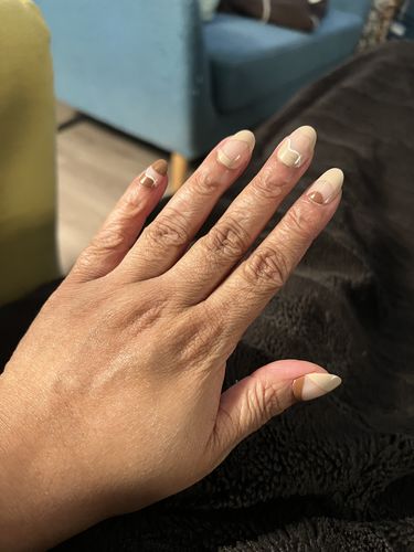 Customer photo review of Don't Be Shy 24pc Press On Nail Set