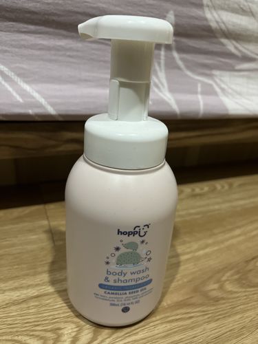 Customer photo review of Hoppi 100% Organic Baby Wash & Shampoo (300ml x 1 Bottle)