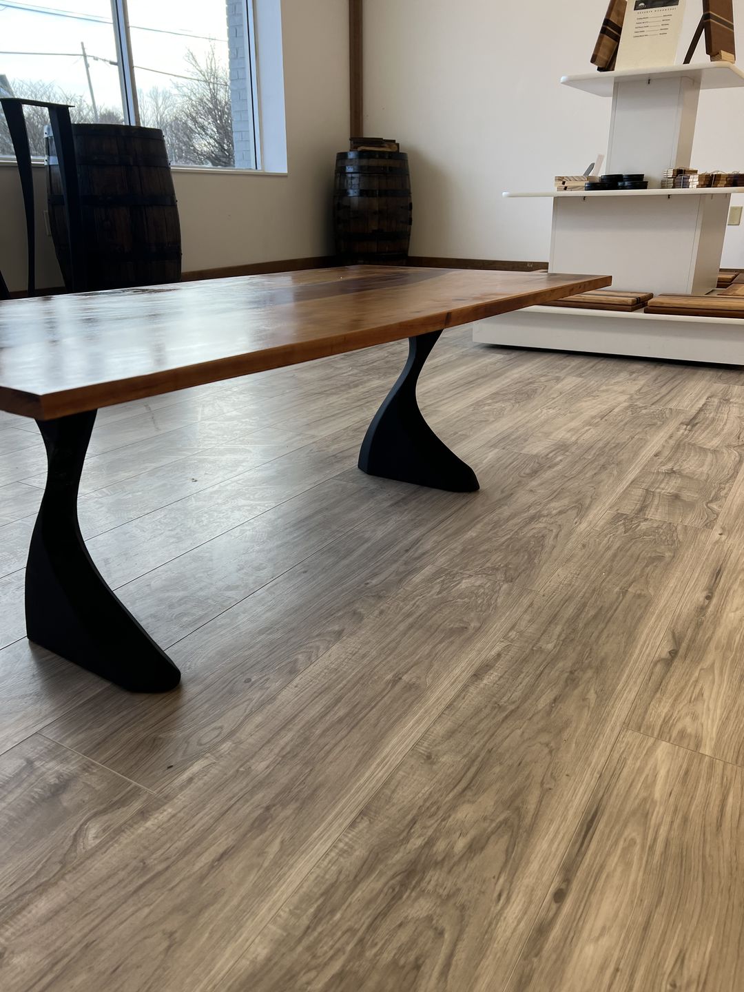 Customer photo review of Metal Bench Legs - 122 Botas - 16H inch - Set of 2 pcs - Flowyline