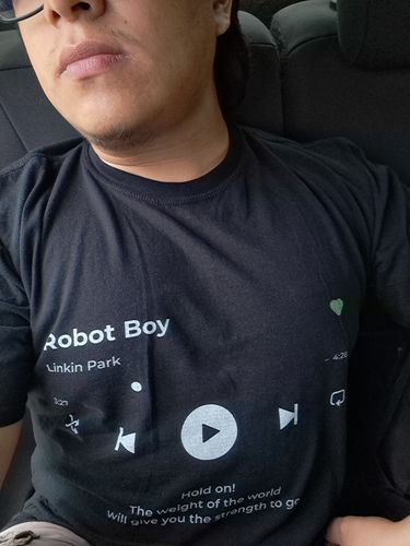 Customer photo review of Your Favorite Song T-Shirt Music Player