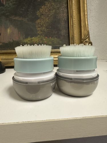 Customer photo review of Day After Brush Clean Dry Shampoo