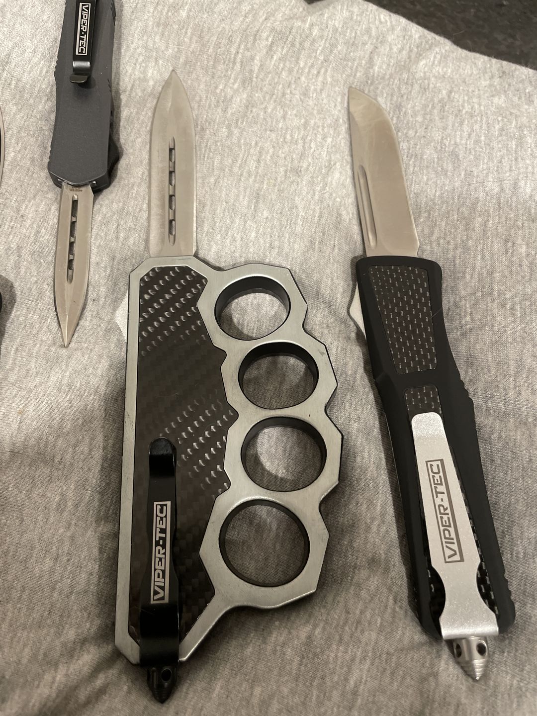 Customer photo review of *Pre Order* Knuckle OTF (Multiple Styles Available)