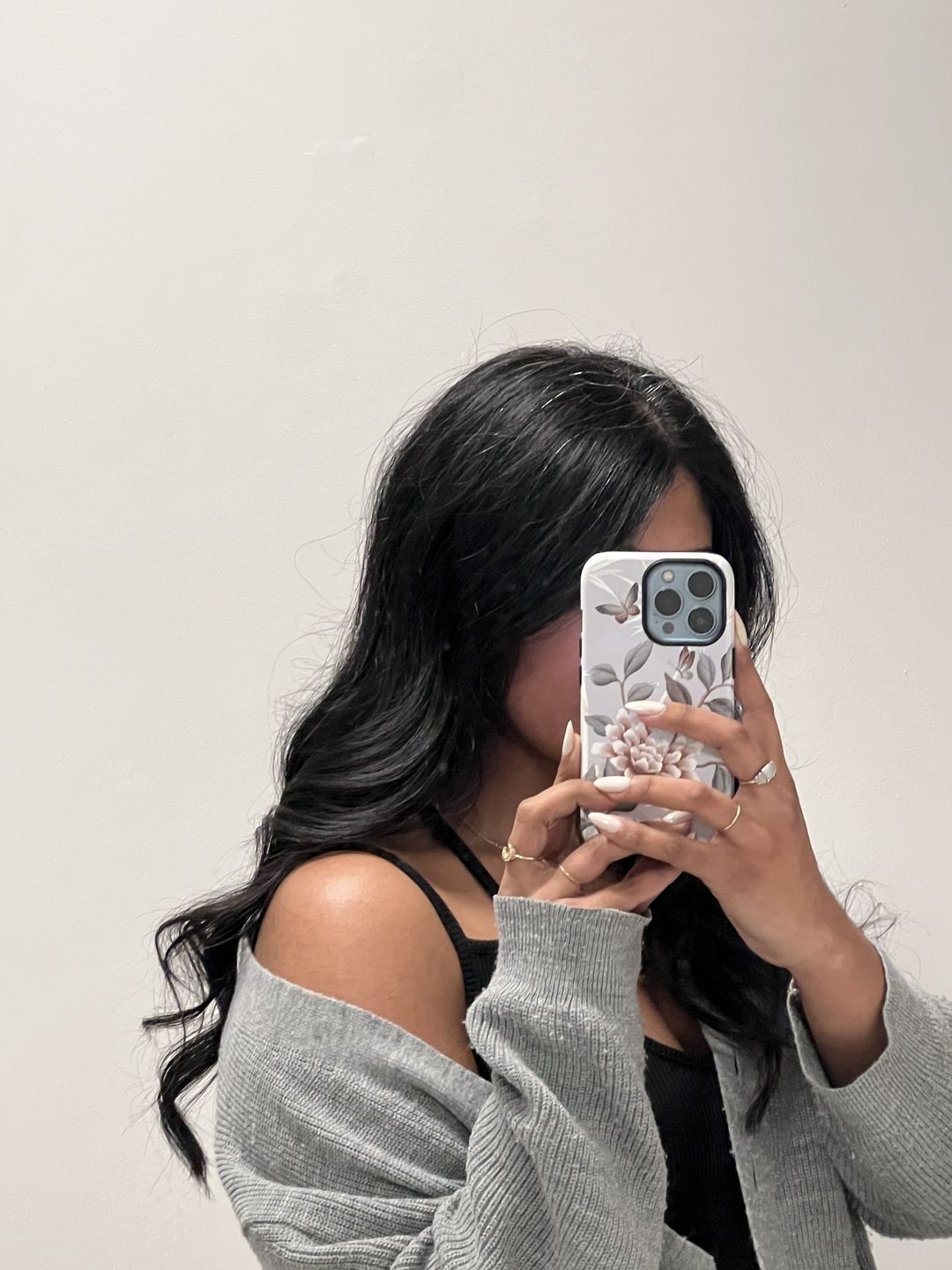 Customer photo review of Lilly Phone case