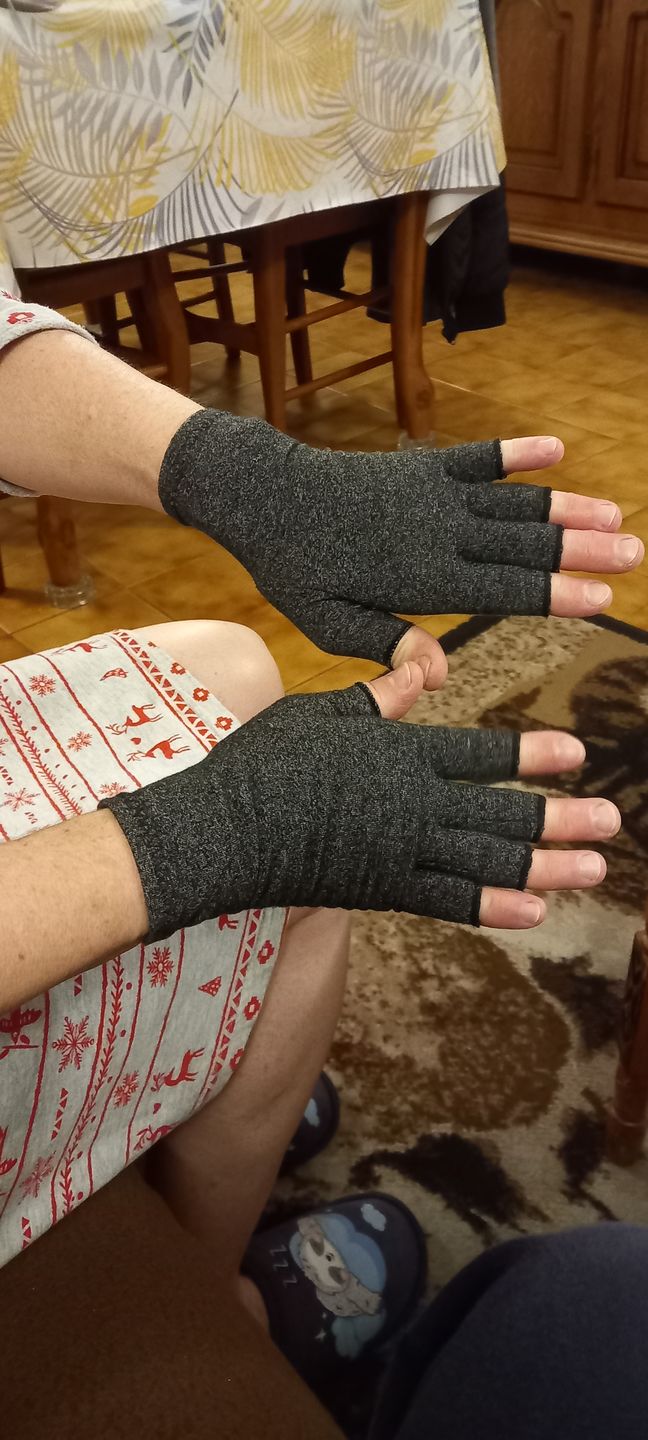 Customer photo review of Gants de compression anti-douleurs