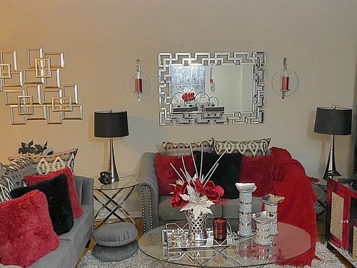 Customer photo review of Maze Rectangle Mirror