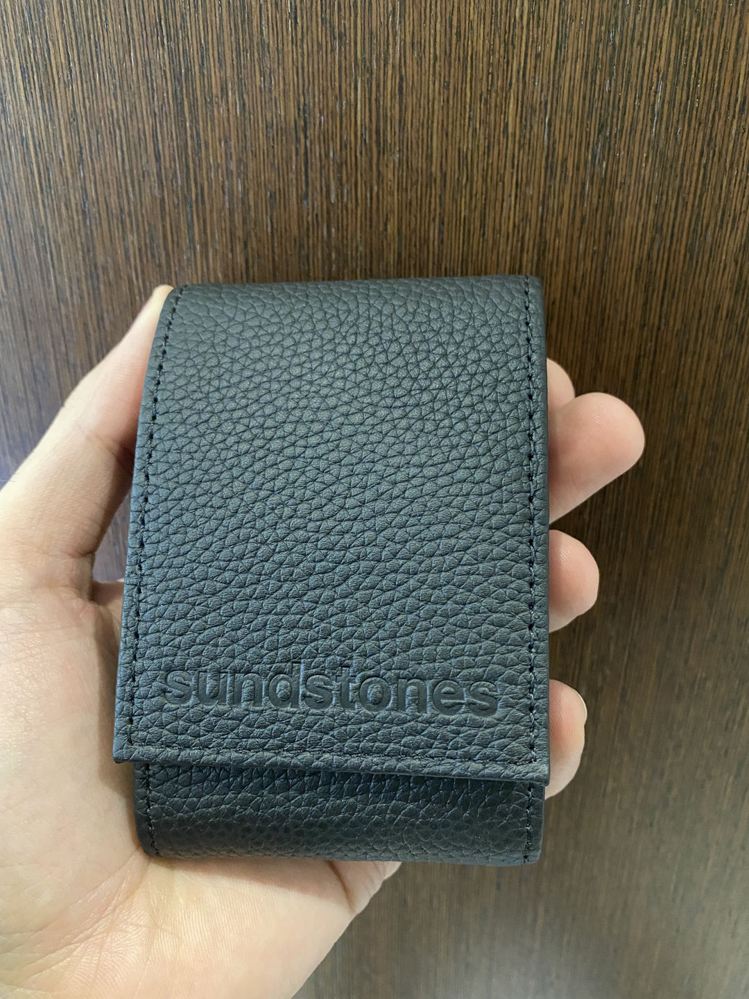 Customer photo review of Onyx Solo Watch Travel Pouch