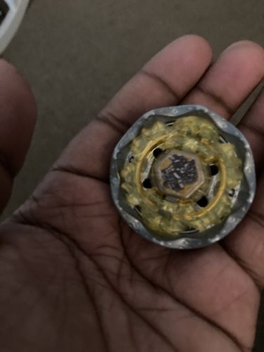 Customer photo review of Takara Tomy Death Quetzalcoatl Beyblade BB-119 (125RDF) Metal Fury - With Launcher