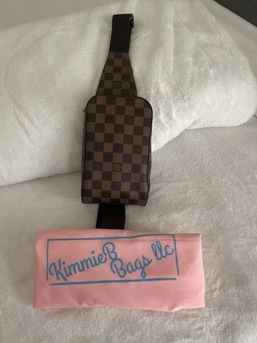 Customer photo review of Preloved Louis Vuitton Damier Ebene Geronimos Waist Bum Body Bag CC0033 021523
