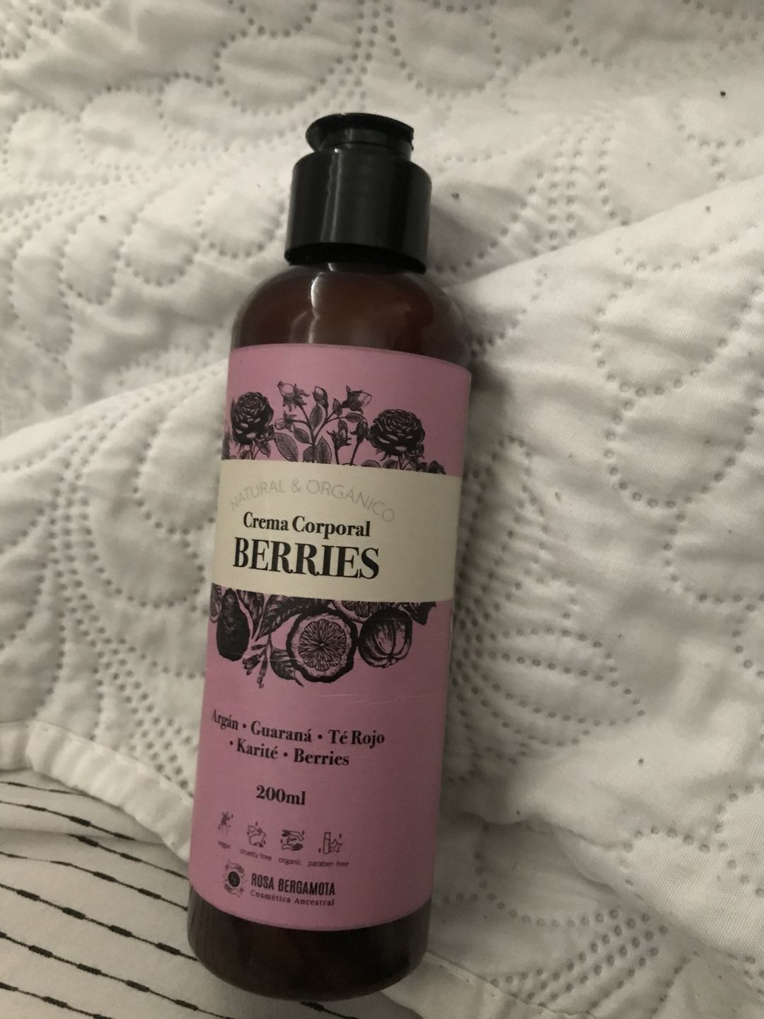 Customer photo review of Crema Corporal Anti Celulitis Berries 200ml