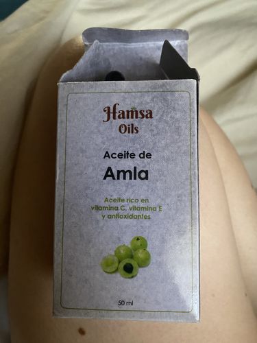 Reseña con foto de un cliente sobre Aceite de Amla Hamsa Oils (50 ml)