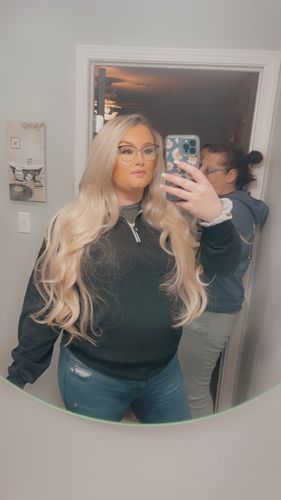 Customer photo review of Raw Tape-In Hair Extensions (1 Pack/100G)