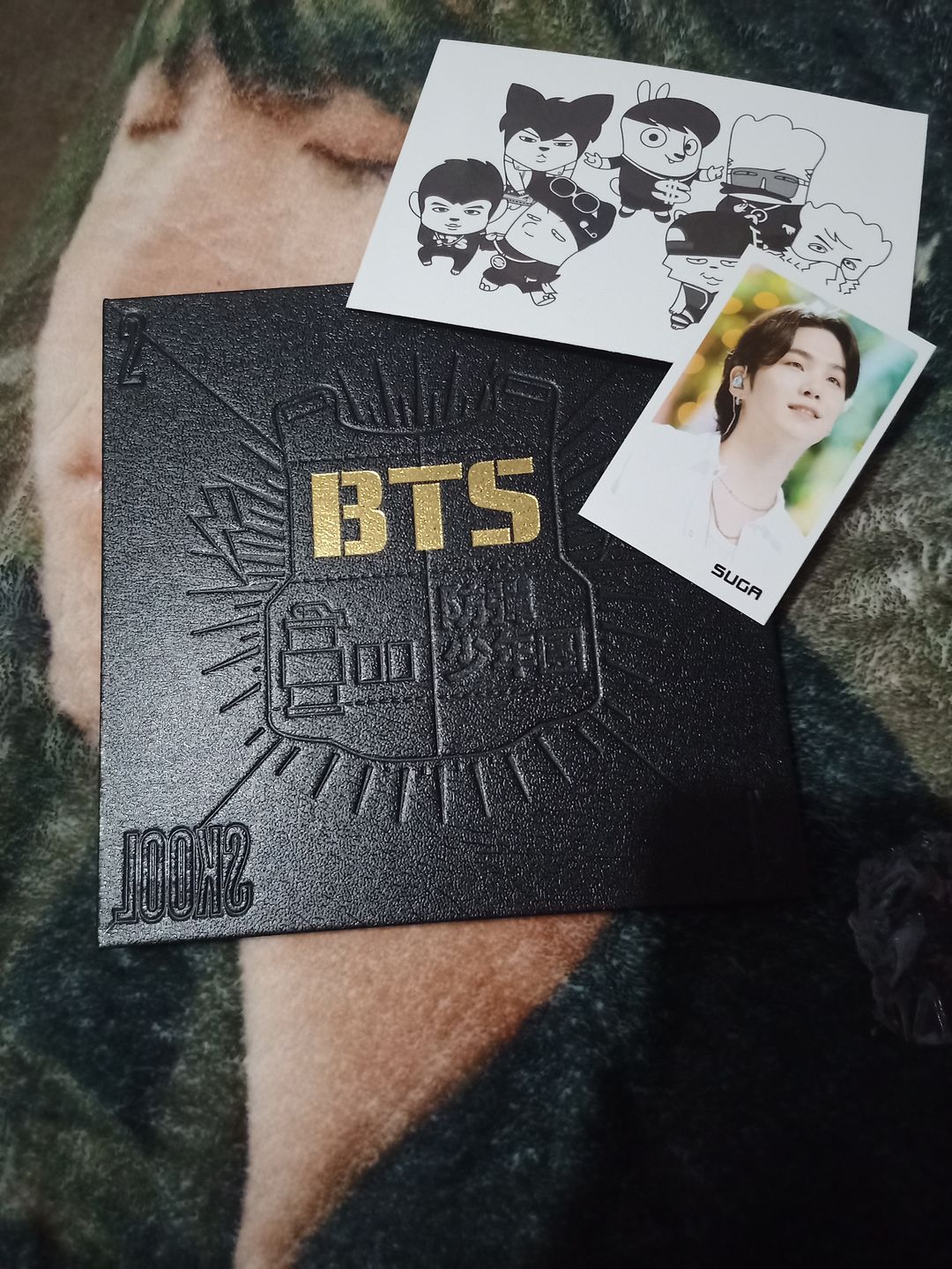 Customer photo review of BTS - 1ST SINGLE ALBUM 2 COOL 4 SKOOL