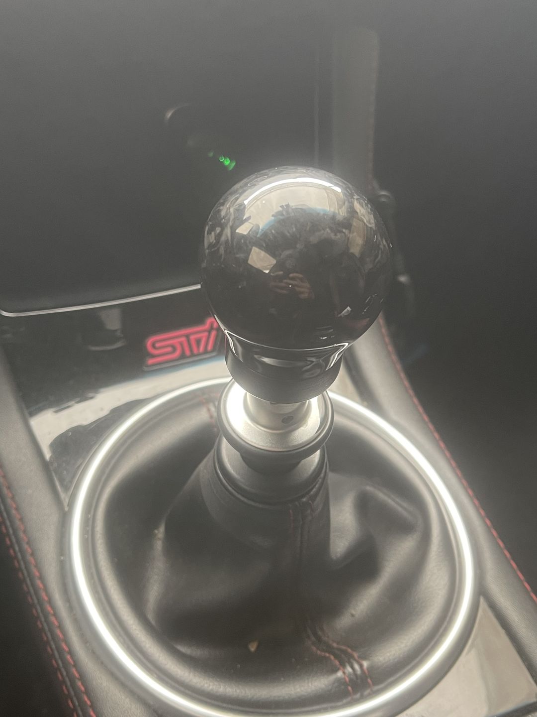 Customer photo review of Weighted Forged Carbon Fiber Shift Knob