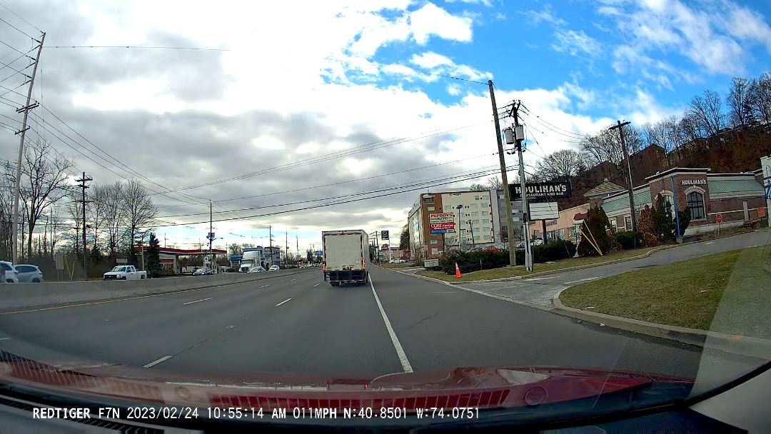 Customer photo review of Redtiger F7N 4K Dual Front and Rear Dash Cam With 64GB SD Card