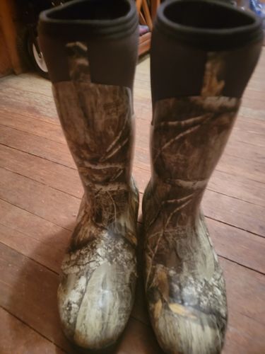 Customer photo review of Men’s 800gram Insulated 15" Waterproof Rubber Boots