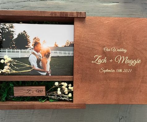 Customer photo review of 4 x 6 sliding lid photo box + compartment
