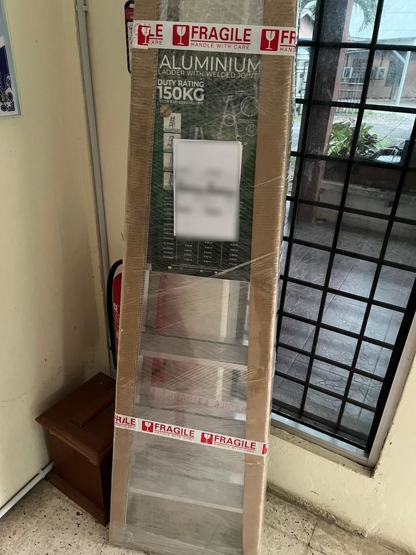 Customer photo review of ✨READY STOCK✨Alumaster Heavy Duty Aluminium Welded Ladder (8 Steps Double Side) AL-DWL70-8S ALUCLASS