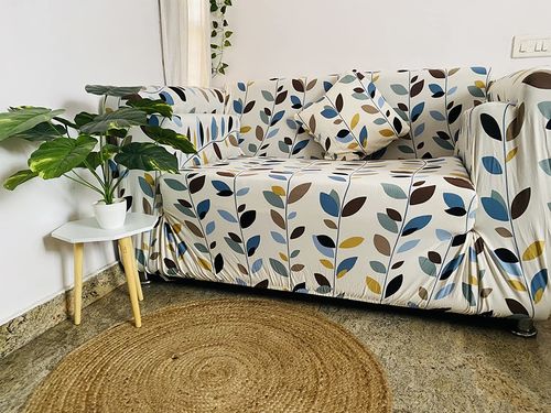 Customer photo review of Trendize Exclusive Stretchable Sofa Cover
