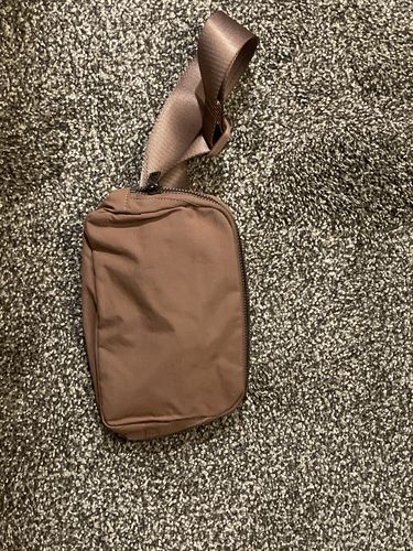 Customer photo review of New Nylon Waterproof Waist Bag / Bumbag - 8 Colors
