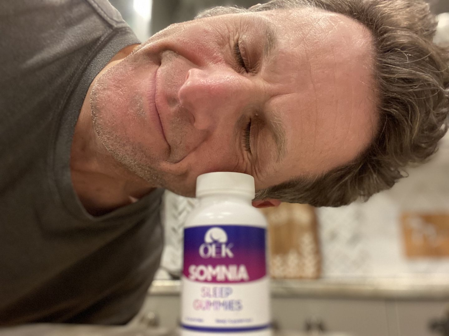 Customer photo review of Somnia Sleep Gummies