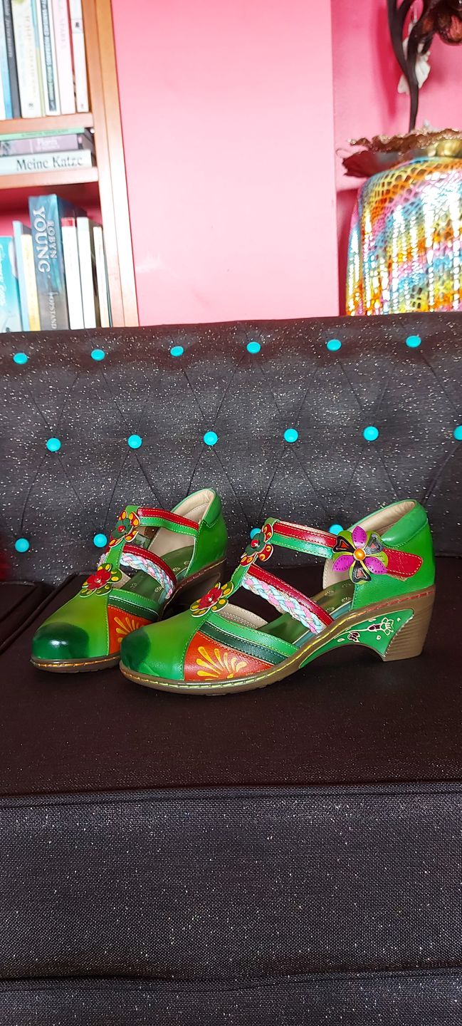 Customer photo review of Bohemian Leather Printing Stitching Non-slip Breathable Sandals