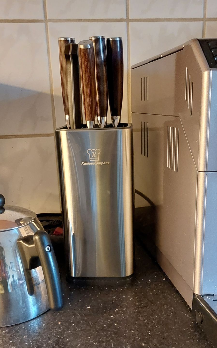 Customer photo review of Edelstahl Messerblock eckig