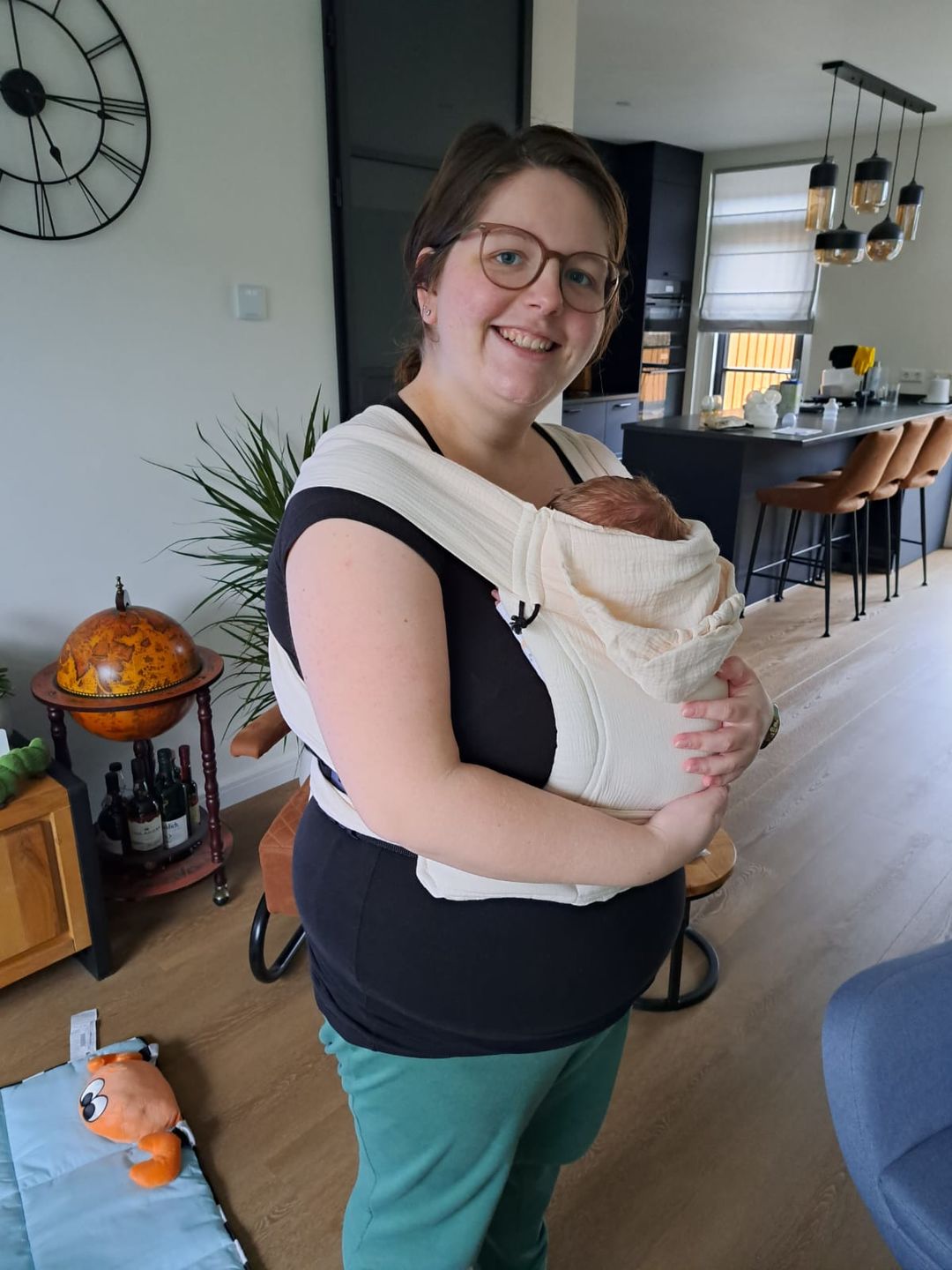 Customer photo review of the Mei Tai baby carrier, solid color | Champagne