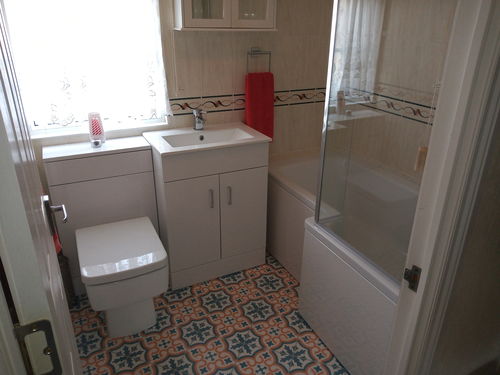 Customer photo review of Nova 1600 L Shaped Complete Shower Bathroom Suite