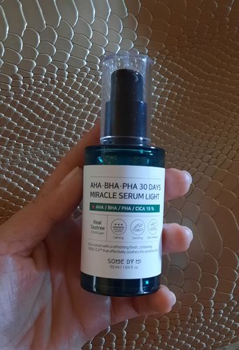 Customer photo review of AHA, BHA, PHA 30 Days Miracle Serum Light 50ml