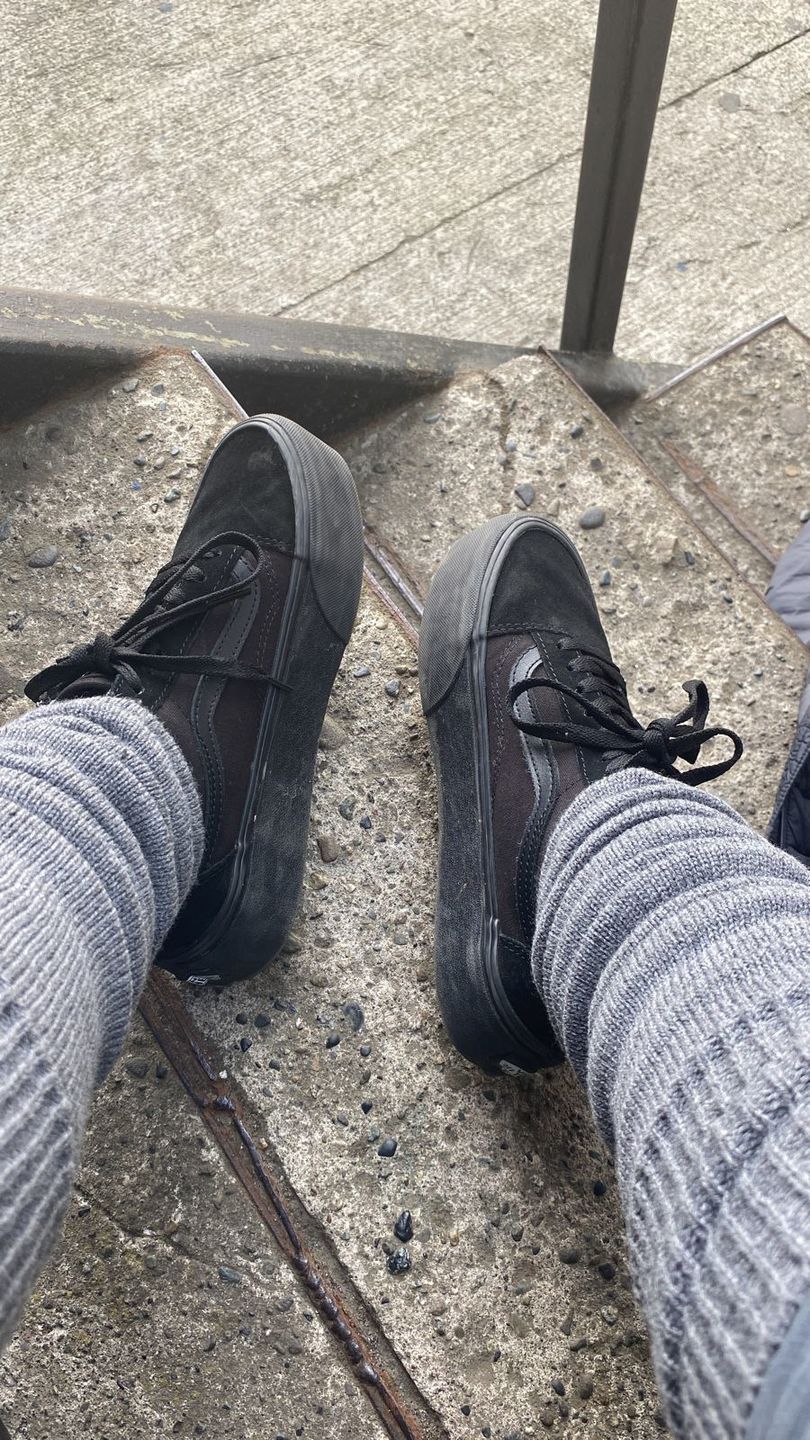 Customer photo review of Zapatilla Vans Old Skool Stackform Mujer Mono Negro
